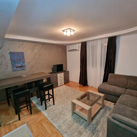 Winer A Apartment